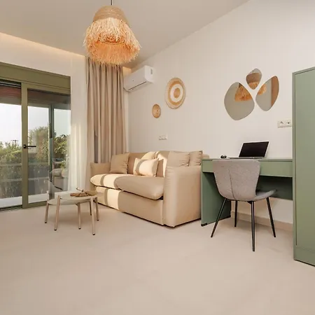 斯卡方纳斯公寓 *